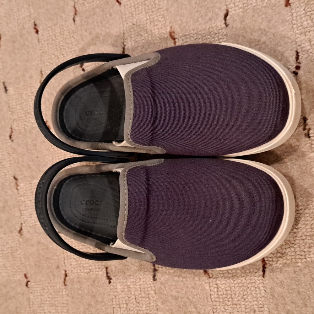 Dual Crocs Comfort shoes